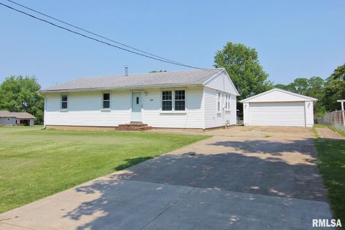 369 N Elmwood Rd, Farmington, IL, 61531-1075 | Card Image