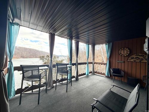 25-3948 E Eagle Bay Dr, Bloomington, IN, 47401-9707 | Card Image