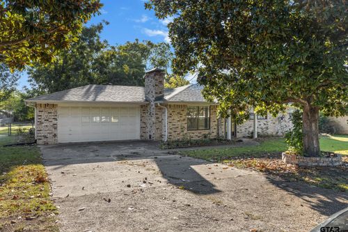 310 Mount Sylvan St, Lindale, TX, 75771-6234 | Card Image