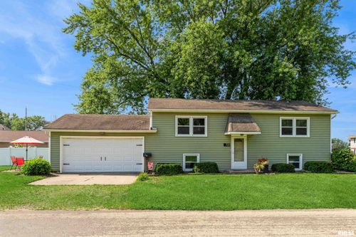 721 15th St, De Witt, IA, 52742-1141 | Card Image