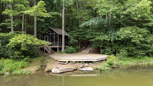 2616 Boston Branch Cir, Signal Mountain, TN, 37377-1737 | Card Image