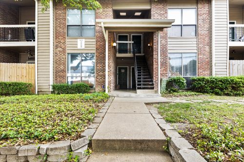 apt-33-5750 Phoenix Dr, Dallas, TX, 75231-5255 | Card Image