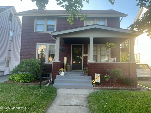 1137 Sumner Ave, Schenectady, NY, 12309-5600 | Card Image