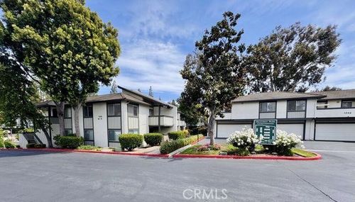 unit-34-1344 E Hillcrest Dr, Thousand Oaks, CA, 91362-2566 | Card Image