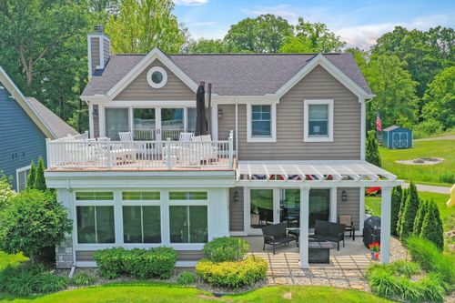 70944 Baldwin Landing Dr, Union, MI, 49130-8734 | Card Image