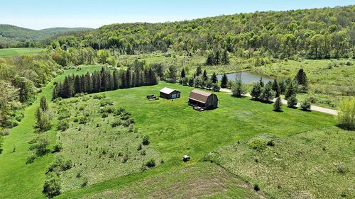 3333 Eminence Road, Hancock, NY, 13783 | Card Image