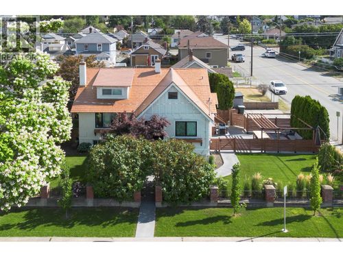 707 Nicola St, Kamloops, BC, V2C2R5 | Card Image