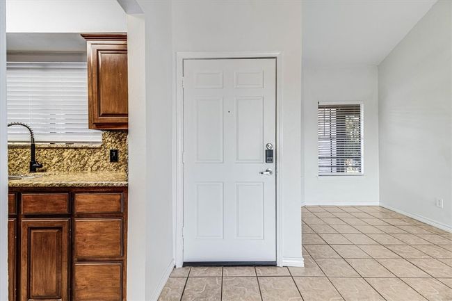 J - 7122 Premont Dr, Condo with 1 bedrooms, 1 bathrooms and 2 parking in Corpus Christi TX | Image 11