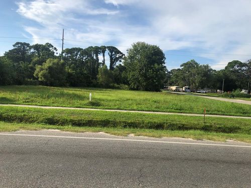 319 Us Highway 98, Eastpoint, FL, 32328-3318 | Card Image