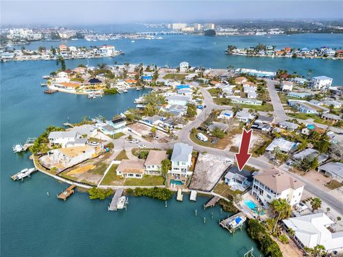 14050 W Parsley Dr, MADEIRA BEACH, FL, 33708-2351 | Card Image