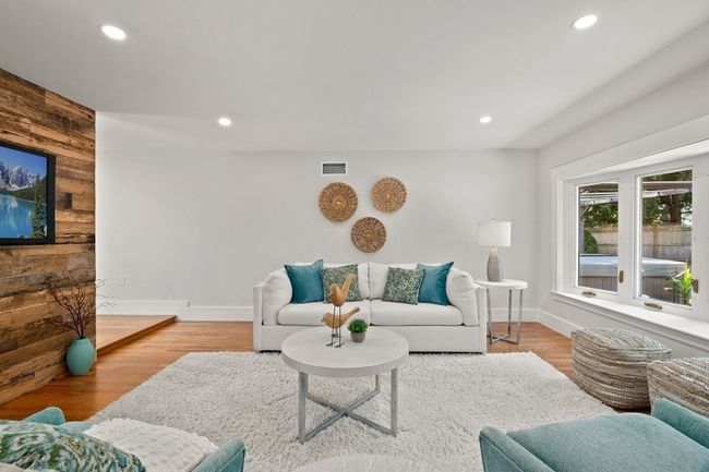 7 Bishops Ln, House other with 3 bedrooms, 5 bathrooms and 4 parking in Lynnfield MA | Image 17
