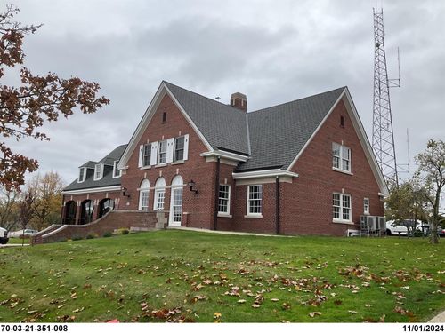 18 N 5th St, Grand Haven, MI, 49417-1276 | Card Image