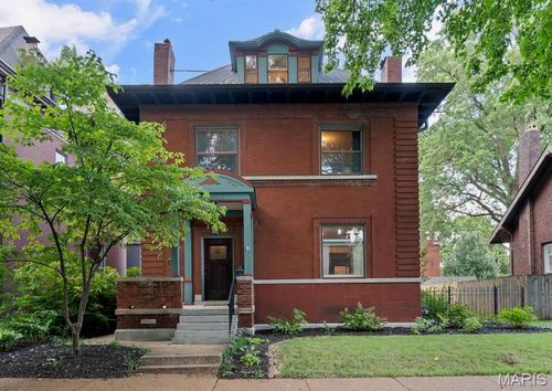 2909 Accomac St, Saint Louis, MO, 63104-1601 | Card Image