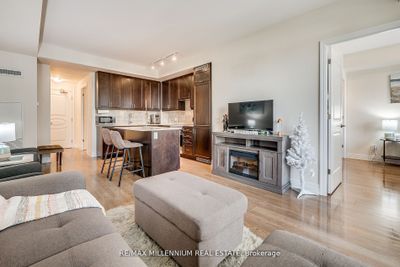 421 - 9075 Jane St, Condo with 1 bedrooms, 2 bathrooms and 1 parking in Concord ON | Image 2