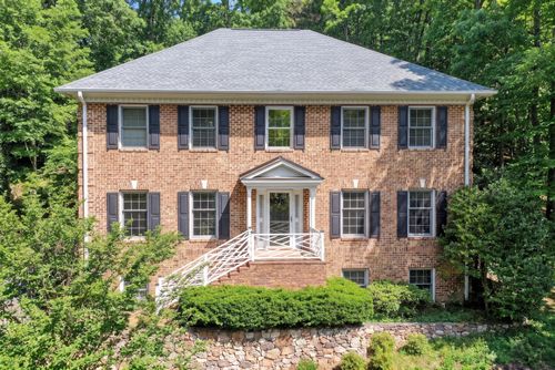 3404 Woodland Hills Ln Sw, Roanoke, VA, 24014-3141 | Card Image