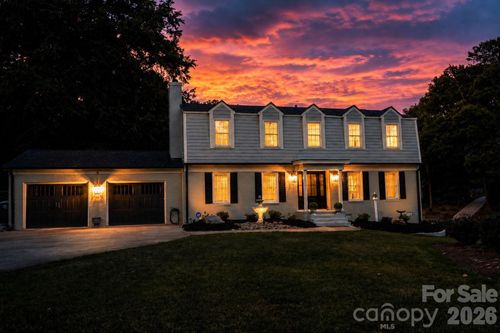120 Wellington Dr, Salisbury, NC, 28144-8546 | Card Image