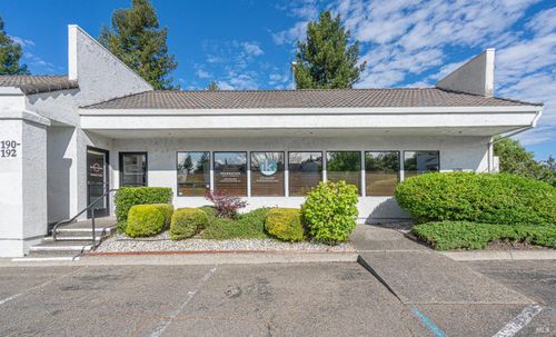 190 Wikiup Drive, Santa Rosa, CA, 95403 | Card Image