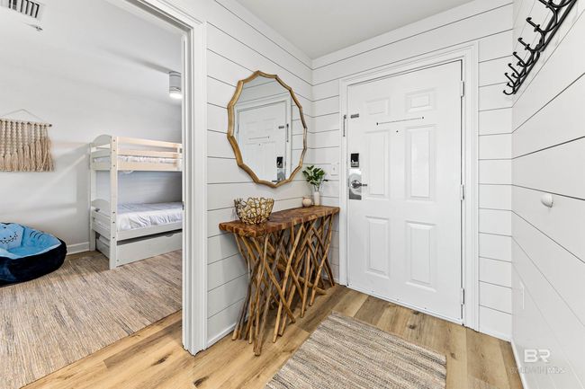Entrance Foyer | Image 35