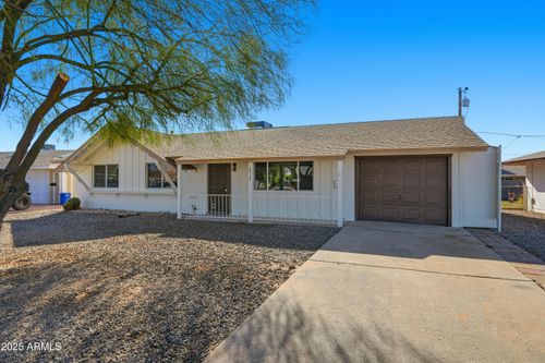 10537 W La Jolla Dr, Sun City, AZ, 85351-4117 | Card Image
