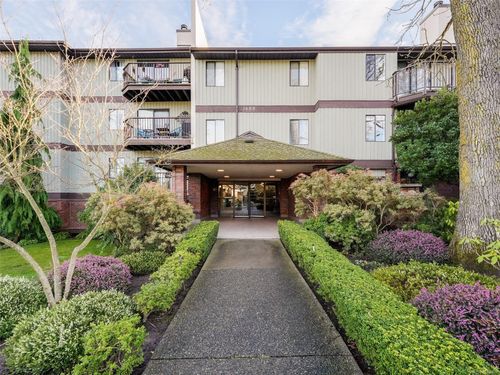 209-1655 Begbie St, Victoria, BC, V8R1L4 | Card Image