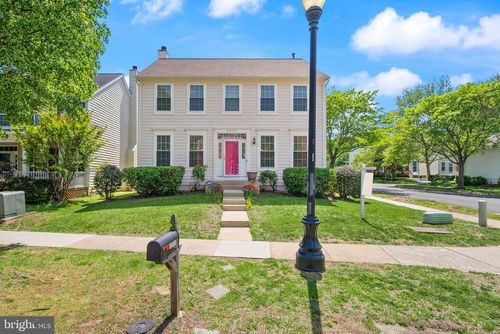43111 Center St, CHANTILLY, VA, 20152-4496 | Card Image