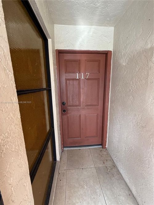 apt-117-6675 W 4th Ave, Hialeah, FL, 33012-6687 | Card Image