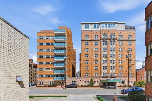 apt-401-144 Dithridge St, Oakland, PA, 15213-2615 | Card Image