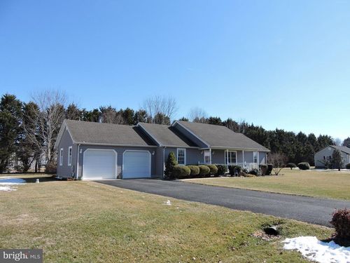 322 Clearbrooke Blvd, SEAFORD, DE, 19973-4803 | Card Image