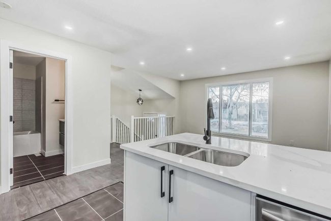 4510 44 Avenue Ne, Home with 4 bedrooms, 3 bathrooms and 2 parking in Calgary AB | Image 7