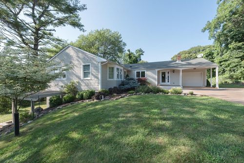 5 Wade Rd, Shelter Island, NY, 11964 | Card Image