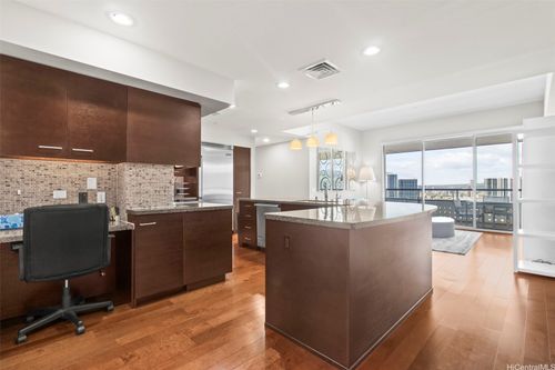 apt-3506-1837 Kalakaua Ave, Honolulu, HI, 96815-1567 | Card Image