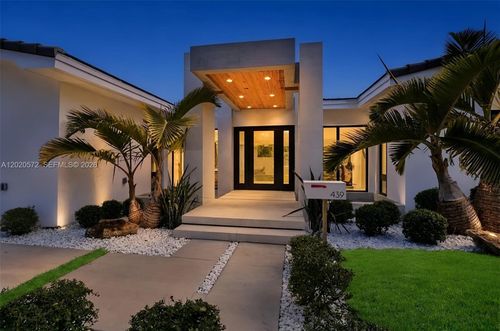 439 Hardee Rd, Coral Gables, FL, 33146-3510 | Card Image