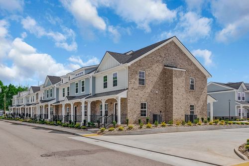 apt-2-205 S High St, Mcminnville, TN, 37110-3384 | Card Image