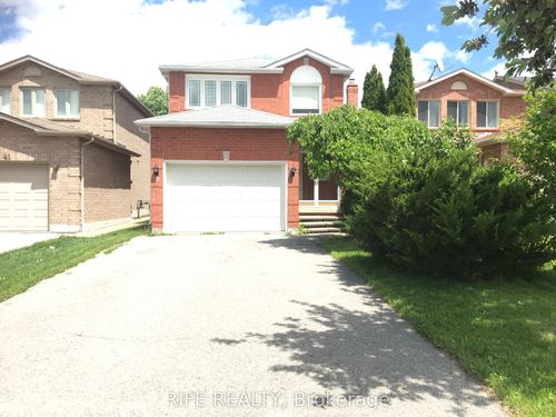 39 Cougar Crt, Richmond Hill, ON, L4S1H7 | Card Image