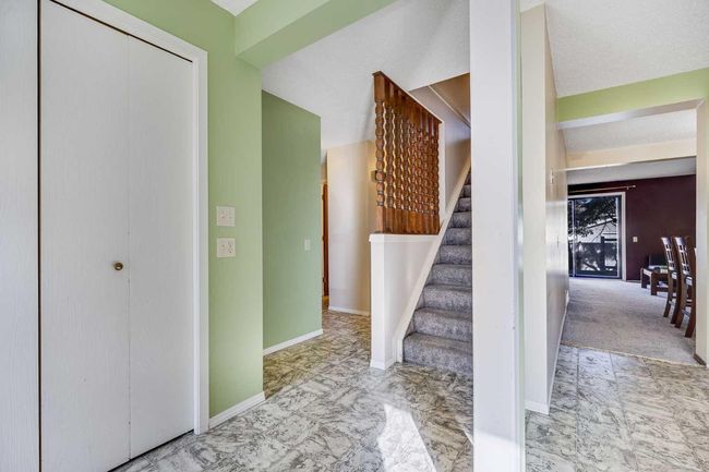 24 Rivervalley Crescent Se, House other with 3 bedrooms, 3 bathrooms and 2 parking in Calgary AB | Image 5