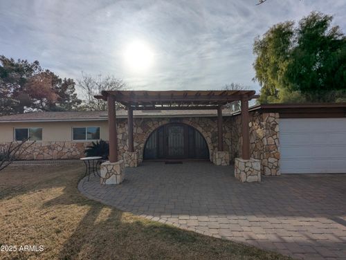 6511 W Fremont Rd, Laveen, AZ, 85339-9773 | Card Image