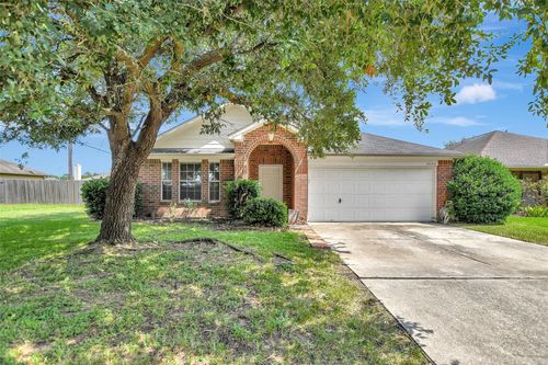 32214 Annice Ln, Pinehurst, TX, 77362-4068 | Card Image