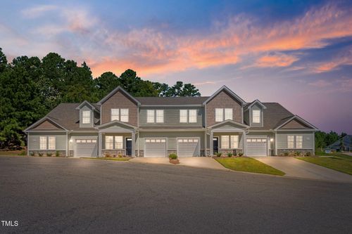 966 Kensington Park Rd, Fayetteville, NC, 28311-3002 | Card Image