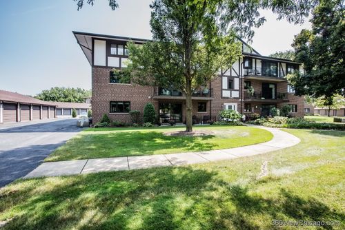 3b-11015 S Theresa Cir, Palos Hills, IL, 60465-3208 | Card Image