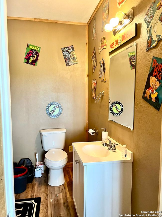 1155 Razor Ridge Rd, Home with 3 bedrooms, 2 bathrooms and null parking in Junction TX | Image 11