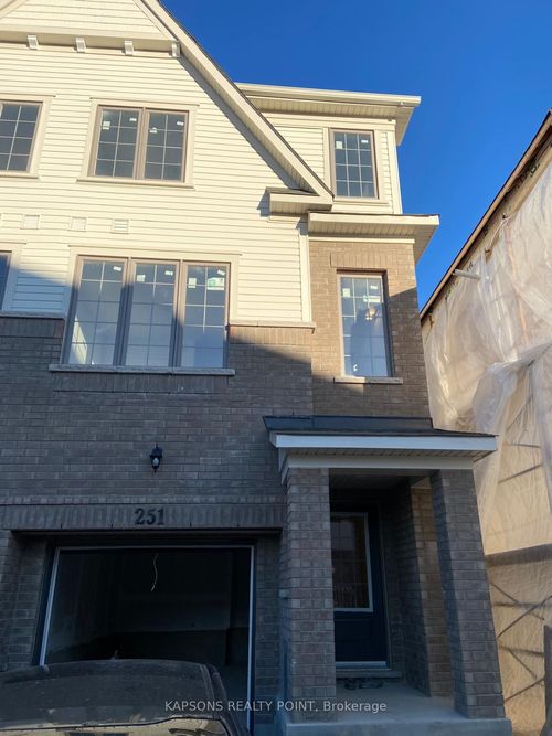 23-251 Danzatore Path, Oshawa, ON, L1L0P9 | Card Image