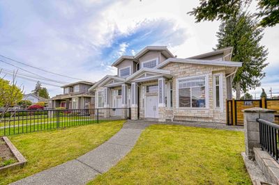 6112 Bryant St, Home with 4 bedrooms, 3 bathrooms and 2 parking in Burnaby BC | Image 2