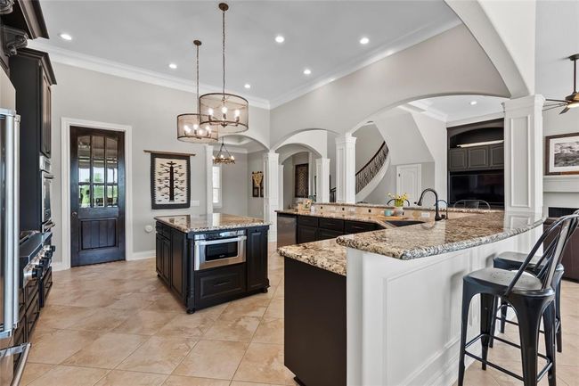 2112 Washington Ave, House other with 3 bedrooms, 4 bathrooms and 7 parking in Alvin TX | Image 7