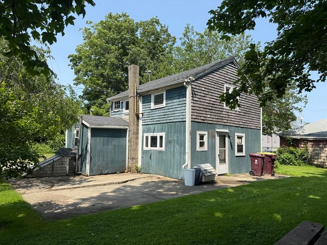 143 S Main St, House other with 2 bedrooms, 1 bathrooms and 4 parking in Acushnet MA | Image 12