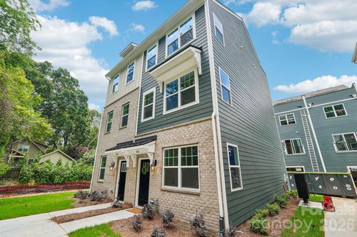 806 Hammers Ln, Charlotte, NC, 28205 | Card Image
