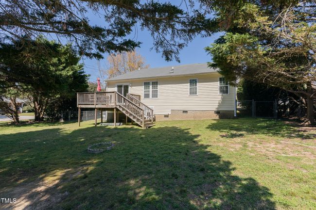Exterior Back | Image 20