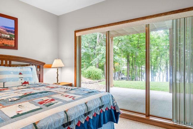 Guest Room | Image 46