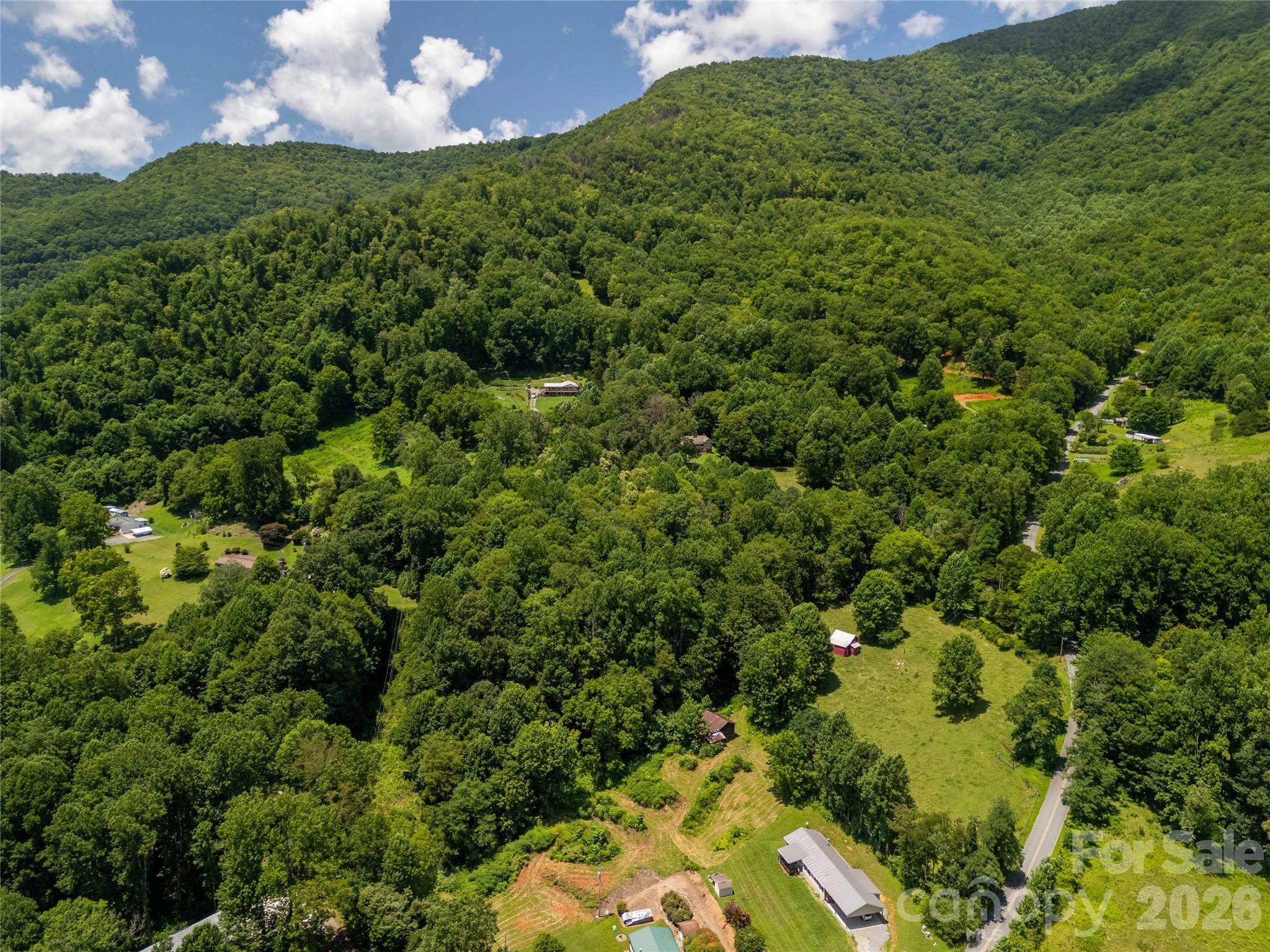 Land in Sylva 3