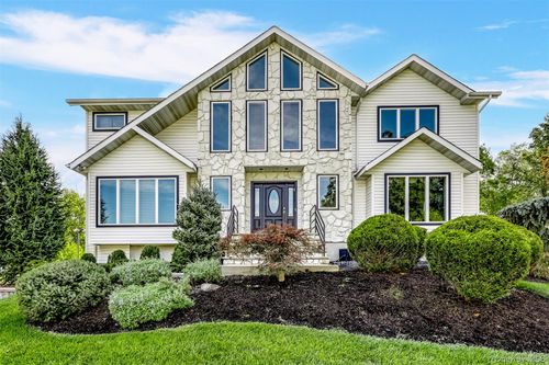 43 Cranford Dr, New City, NY, 10956-5416 | Card Image