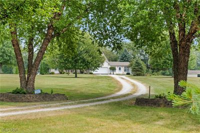 6313 Grove Road, House other with 5 bedrooms, 3 bathrooms and null parking in New Franklin OH | Image 3